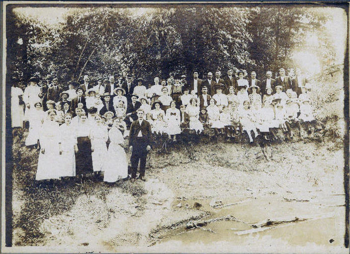 1900's Baptizing